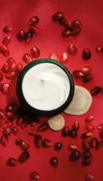 Weleda  Verstevigende dagcrème met granaatappel en maca peptiden 40 ml