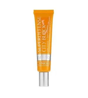 Clinique Superdefense™ City Block Broad Spectrum energiegevende beschermende fluid SPF 50