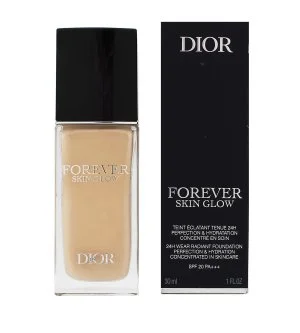 Dior Forever Skin Glow verhelderende foundation SPF 20 0N Neutral