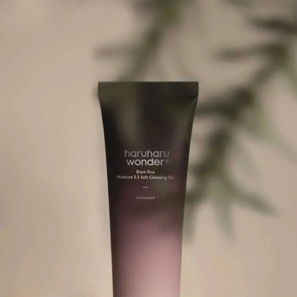 Wonder Black Rice Moisture 5.5 Soft Cleansing Gel zachte gezichtsreinigingsgel met pH 5,5 100 ml