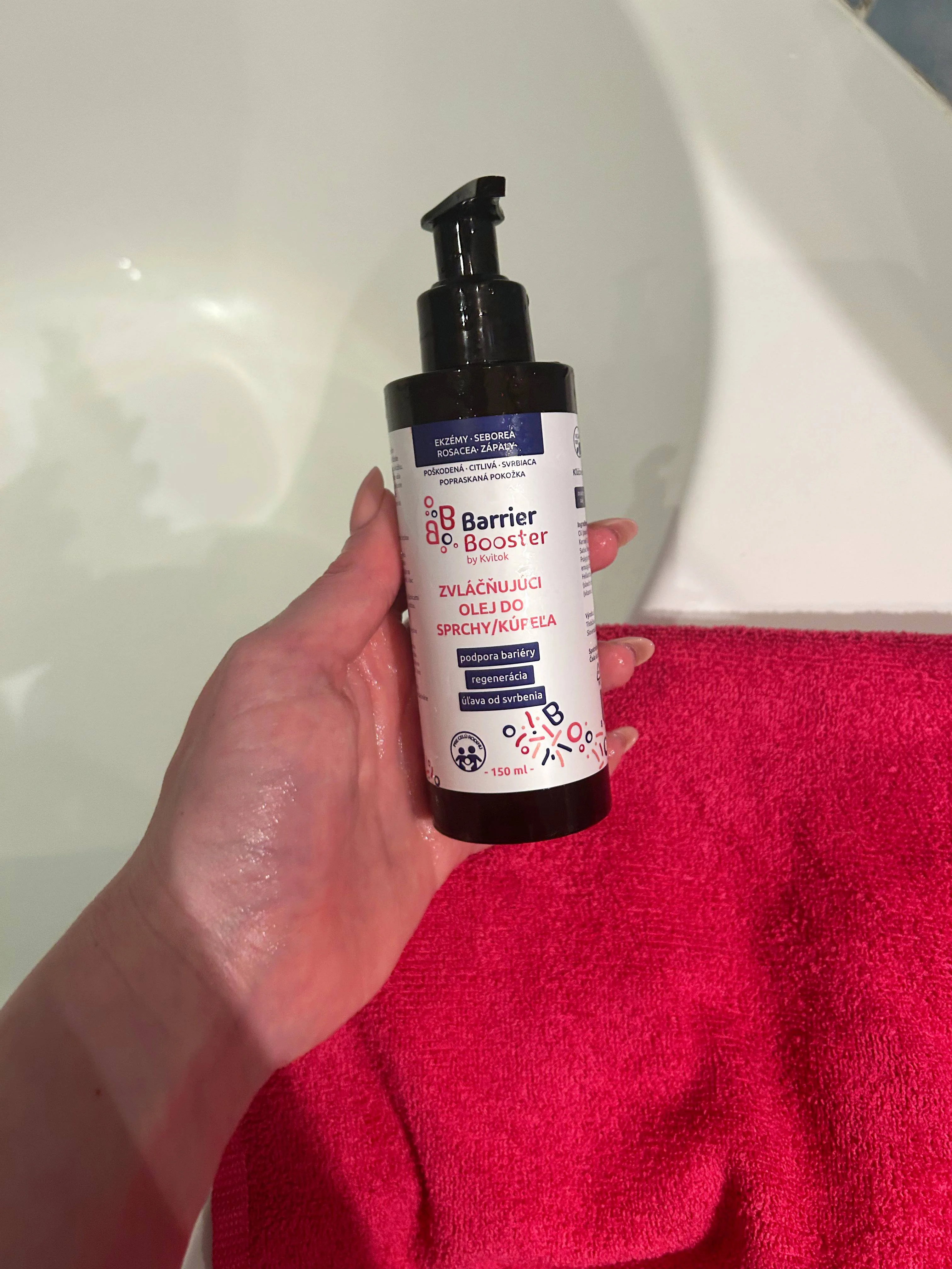 Kvitok Barrier Booster Verzachtende douche- en badolie (150 ml) - voor een zijdezachte huid
