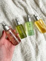 Kvitok Senses Voedende lichaamsolie Fruity (50 ml) - met de geur van frambozen, aalbessen en vanille