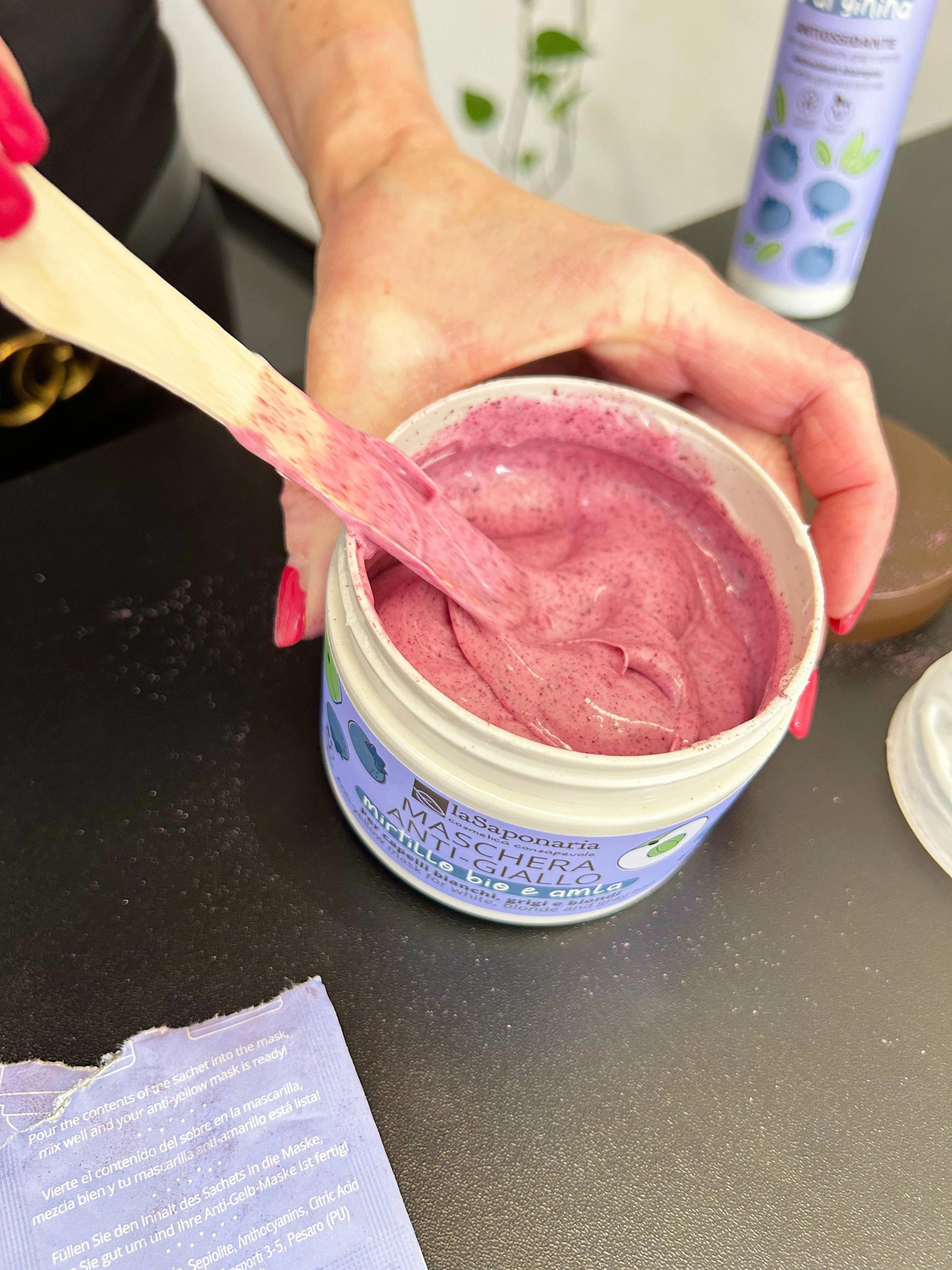 laSaponaria Masker No yellow voor grijs haar met Amla en bosbes (200 ml) - neutraliseert gele ondertonen