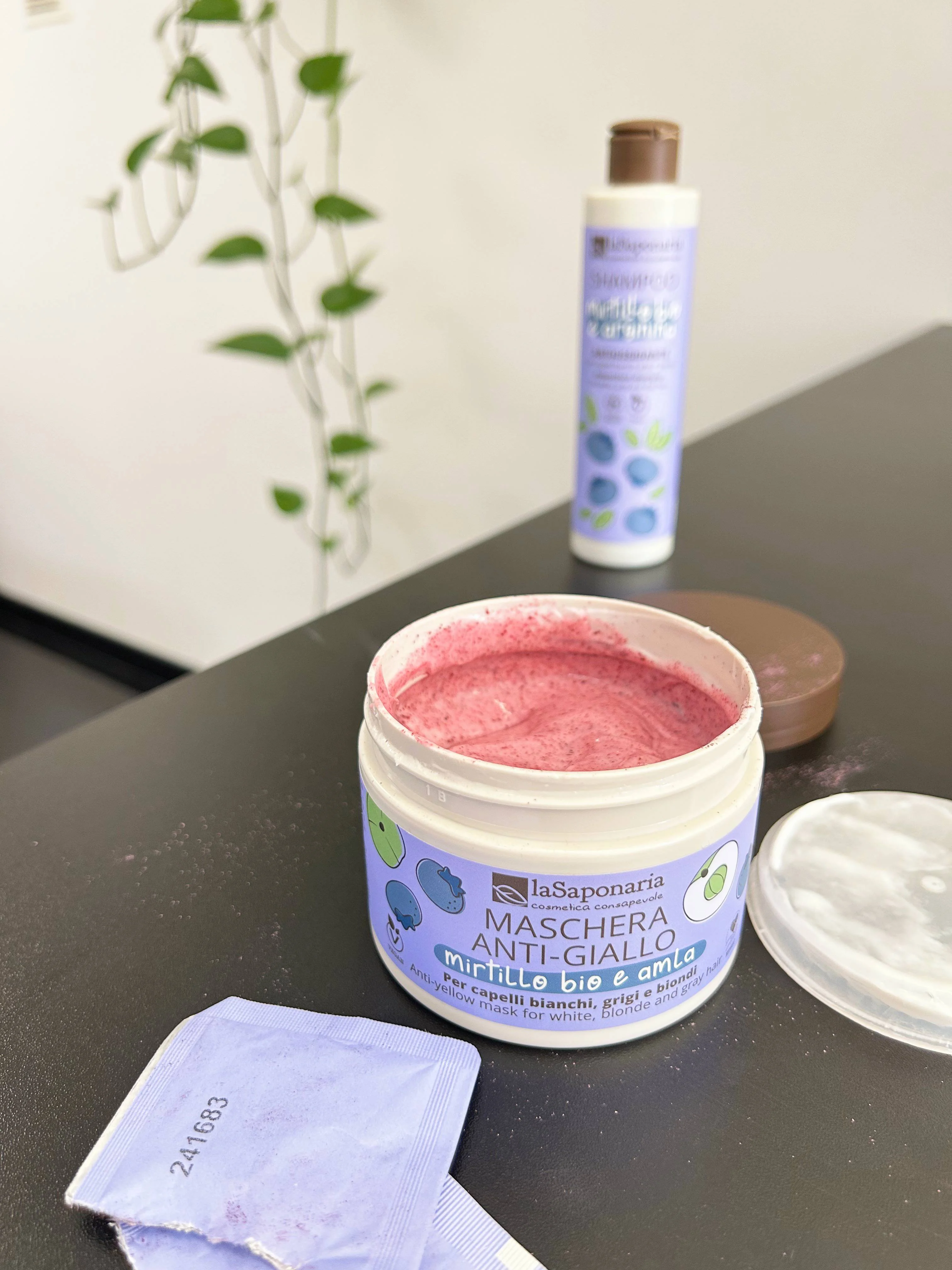 laSaponaria Masker No yellow voor grijs haar met Amla en bosbes (200 ml) - neutraliseert gele ondertonen