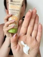 laSaponaria Bodycrème met biologische calendula en prebiotica voor de gevoelige huid (200 ml) - voedt, kalmeert en hydrateert