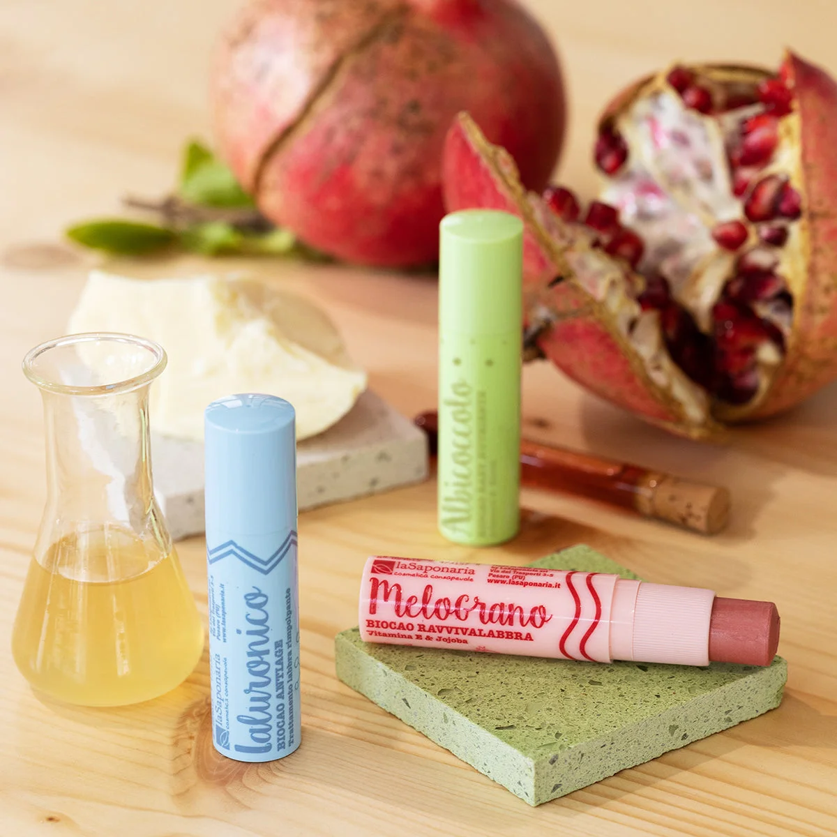 laSaponaria Biocao getinte lippenbalsem met BIO granaatappel (5,7 ml) - voor een natuurlijke lipkleur
