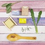 laSaponaria Vaste 2-in-1 zeep voor lichaam en haar met BIO-lijnzaadolie (100 g) - in papieren verpakking