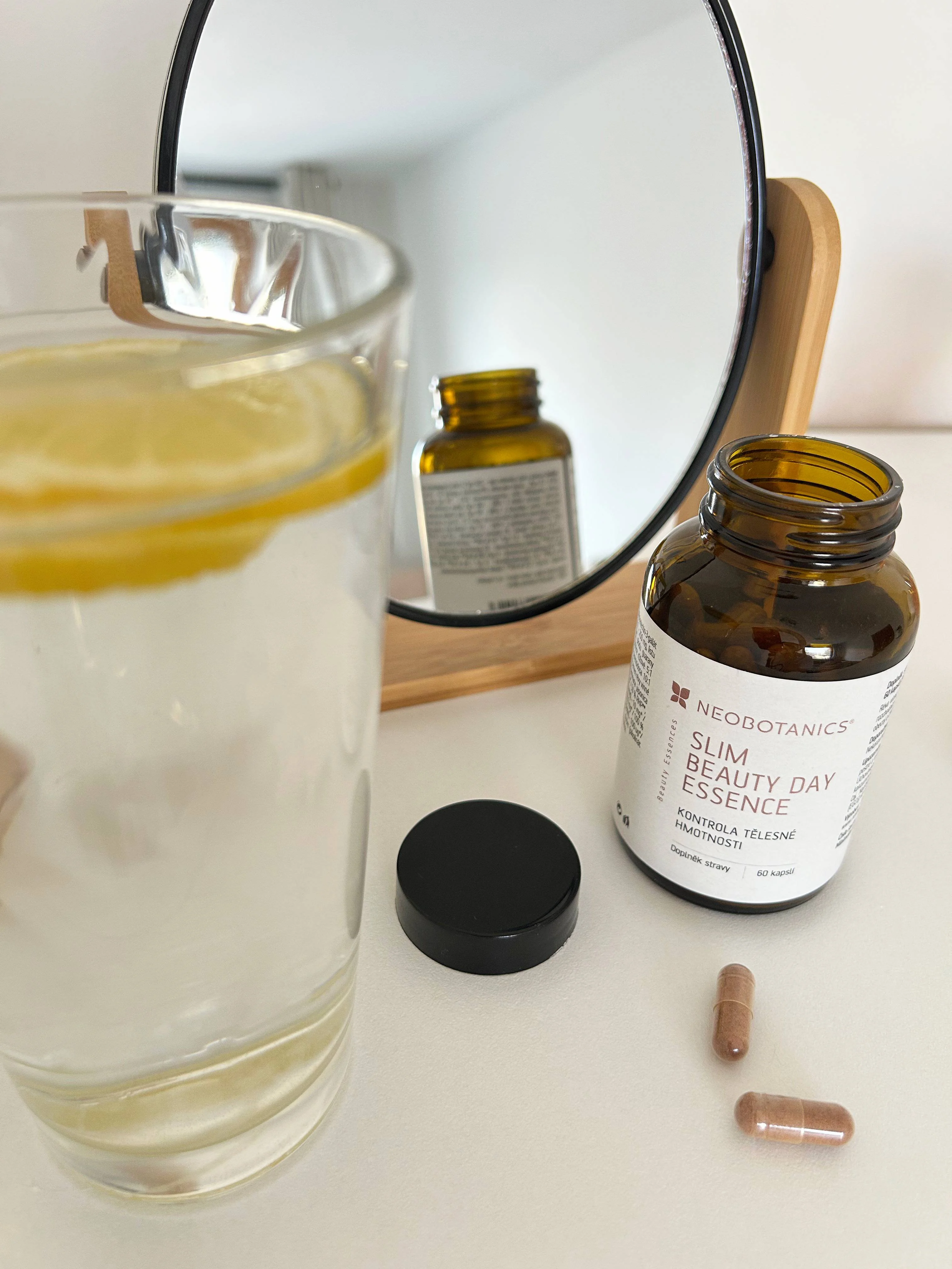 Neobotanics Slim Beauty Day Essence (60 capsules) - draagt bij aan de controle van het lichaamsgewicht