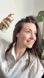 SO’BiO étic Reinigende droogshampoo in spray met BIO-yuzu (100 ml) - laat het haar fris en glad achter