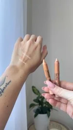 SO’BiO étic Biologische concealer (4 g) 25 BEIGE DORÉ — goudbeige - dekt huidoneffenheden