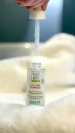 SO’BiO étic Versterkend hydraterend serum met biologische ezelinnenmelk (30 ml) - met hyaluronzuur