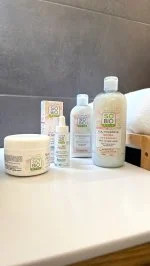 SO’BiO étic Versterkend hydraterend serum met biologische ezelinnenmelk (30 ml) - met hyaluronzuur