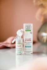 SO’BiO étic Versterkend hydraterend serum met biologische ezelinnenmelk (30 ml) - met hyaluronzuur