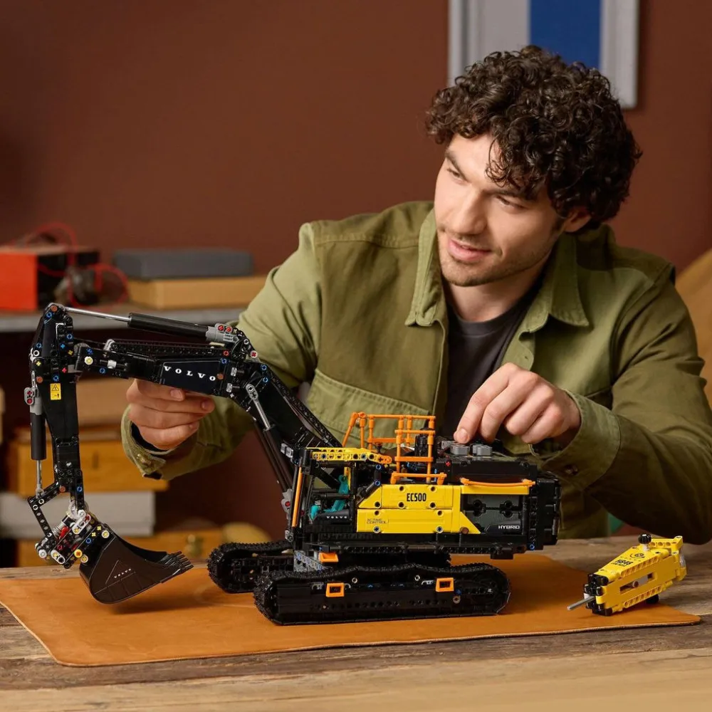 Technic 42215 Graafmachine Volvo EC500 Hybrid