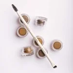 Uoga Uoga Crèmige wenkbrauwpomade (2,5 ml) 792 Forest Path - Dark Brown - 3 tinten voor optisch vollere wenkbrauwen