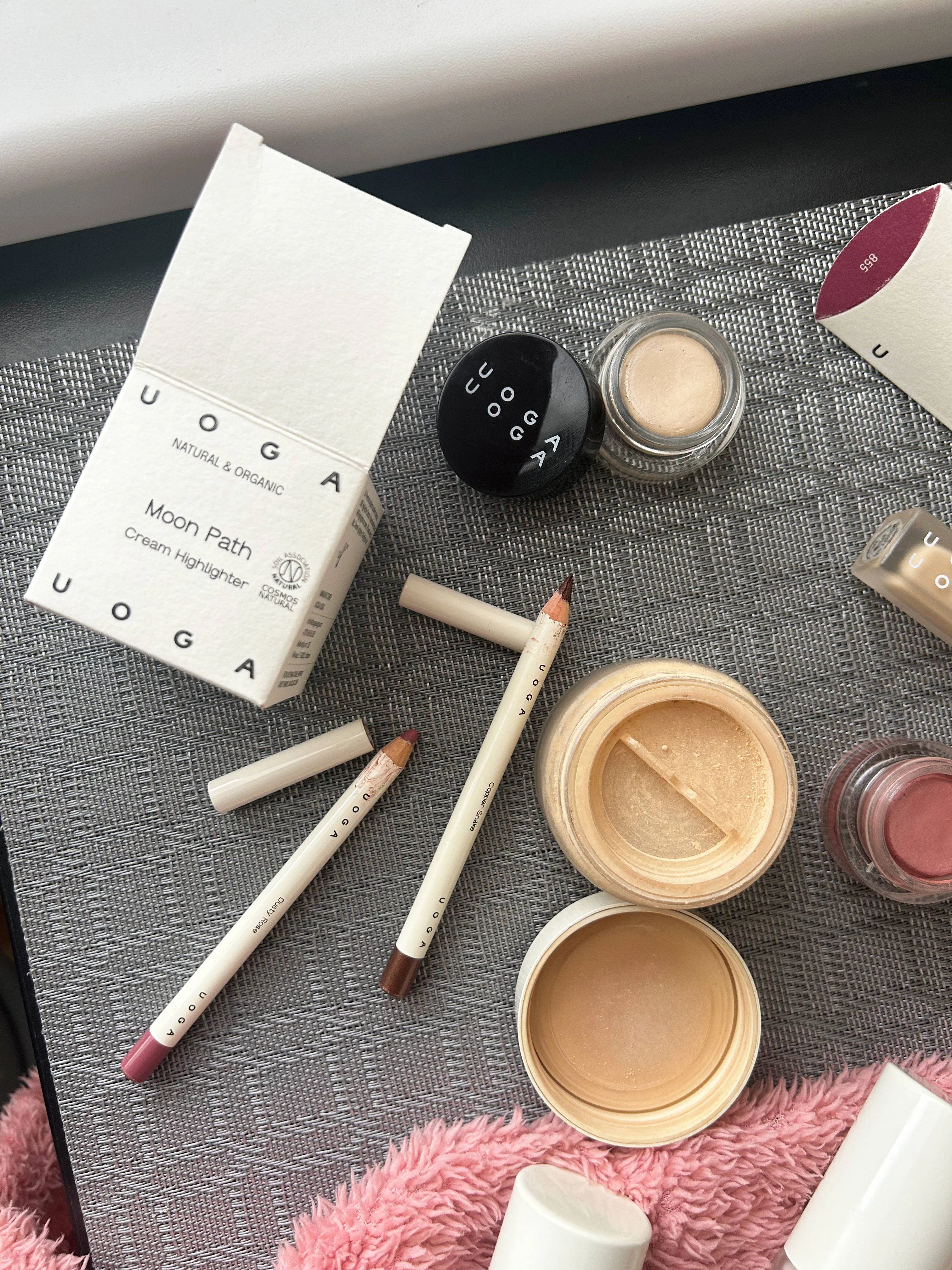 Uoga Uoga Crèmige wenkbrauwpomade (2,5 ml) 797 Pebbles & Salt - Blond - 3 tinten voor optisch vollere wenkbrauwen