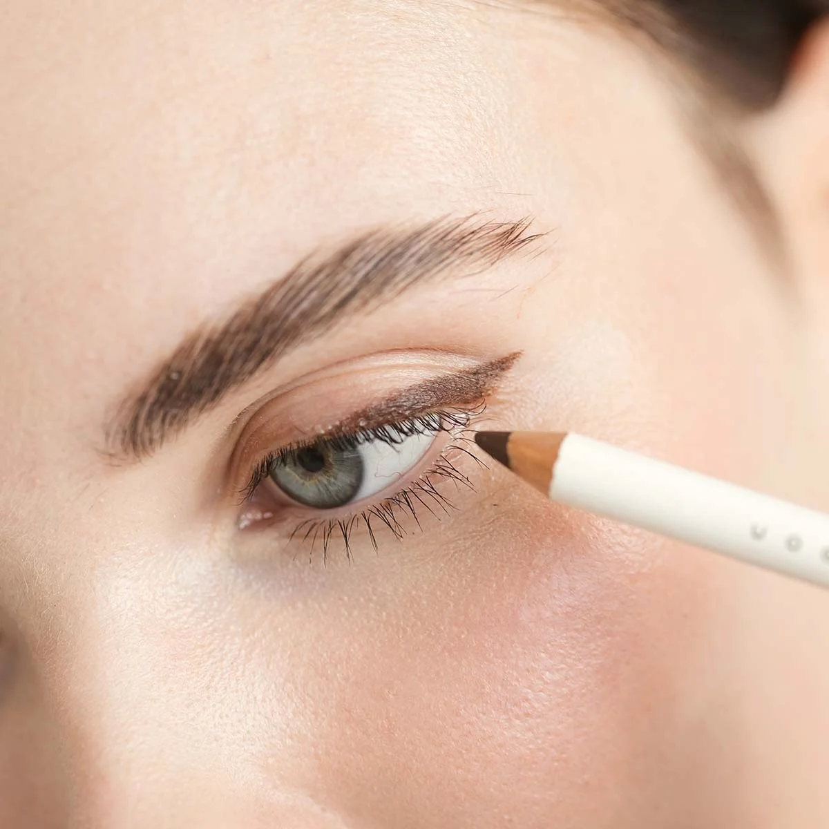 Uoga Uoga Zacht oogpotlood BIO 850 Blacker than Black - Zwart - 4 tinten voor elke look