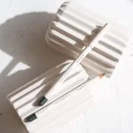Uoga Uoga Zacht oogpotlood BIO 852 Copper Snake - Lichtbruin parelmoer - 4 tinten voor elke look