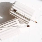 Uoga Uoga Zacht oogpotlood BIO 852 Copper Snake - Lichtbruin parelmoer - 4 tinten voor elke look