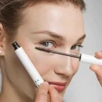 Uoga Uoga Volumemascara (8 ml) - No Drama No Fun - dramatisch zwart