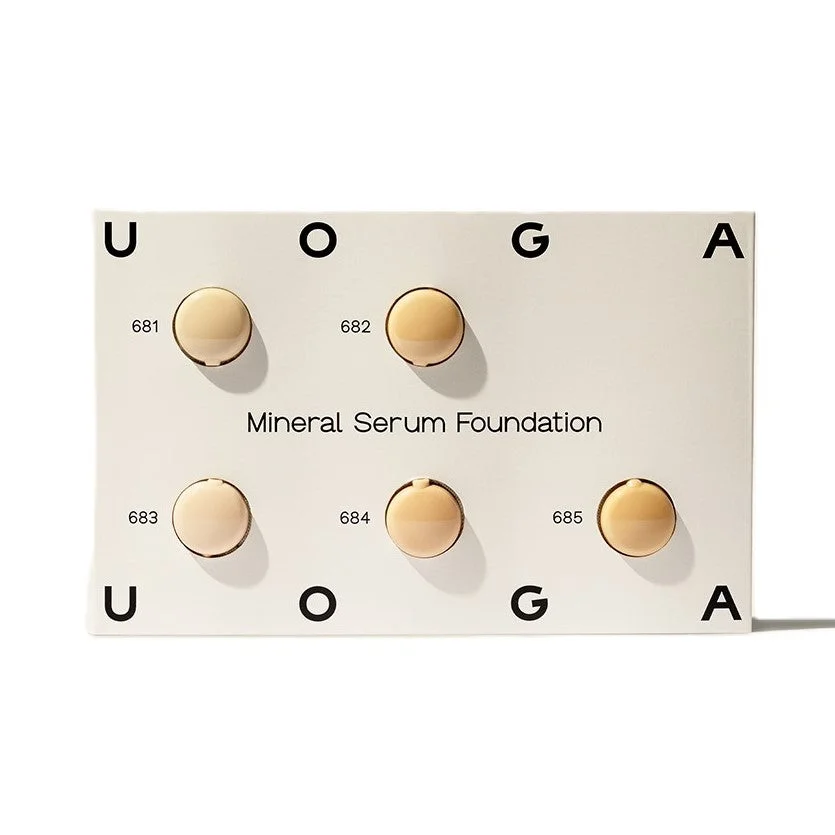 Uoga Uoga Testerset met vloeibare minerale make-up en serum SPF 20 BIO (10 x 1 ml) - 10 tinten make-up