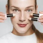 Uoga Uoga Concealerstick (4 g) Special Agent 004 - 654 Medium - speciale agent tegen huidimperfecties