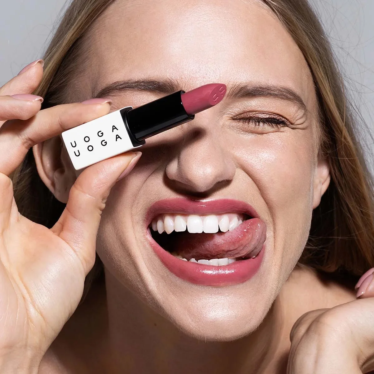 Uoga Uoga Voedende lippenstift (4 g) 611 Chocoberry - 6 tinten op minerale basis