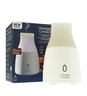 Yankee Candle Black Cherry ultrasone aromaverspreider en geurige olie