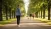 Waarom achteruitlopen, oftewel retro walking, steeds populairder wordt
