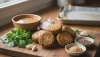 Zelfgemaakte falafel van geroosterde kikkererwten zonder frituren