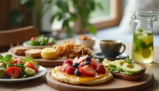 Brunch thuis is eenvoudig te doen als je zoet, zout en één warm gerecht combineert dat vult.