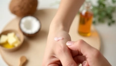 Wat betekenen witte vlekken op de huid na het zonnen en hoe kun je ze verwijderen?