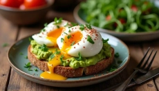 Hoe je kunt genieten van avocado toast met ei en je ontbijt kunt verrijken