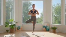 # Kdy zvolit vinyasu a kdy yin jógu

## Wanneer kies je voor vinyasa en wanneer voor yin yoga

Yoga 