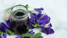 Leer hoe je een effectieve smeerwortelzalf maakt