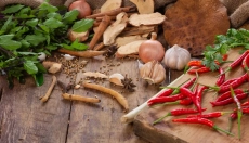 Pittig eten tijdens de zwangerschap kan ook verrassende voordelen hebben