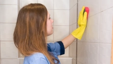 Leer hoe je de glans van doffe tegels kunt herstellen