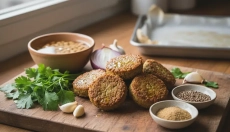 Zelfgemaakte falafel van geroosterde kikkererwten zonder frituren
